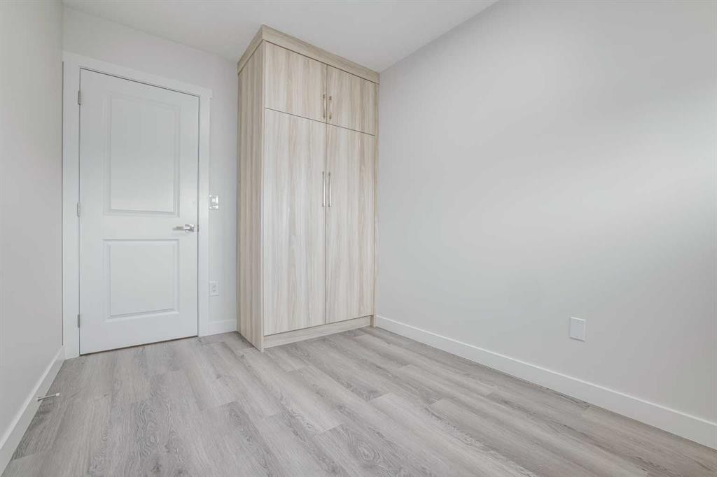 152 Falconridge Crescent Ne, Calgary, AB - Indoor Photo Showing Other Room