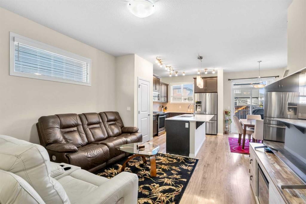 50 Legacy Glen Common Se, Calgary, AB - Indoor