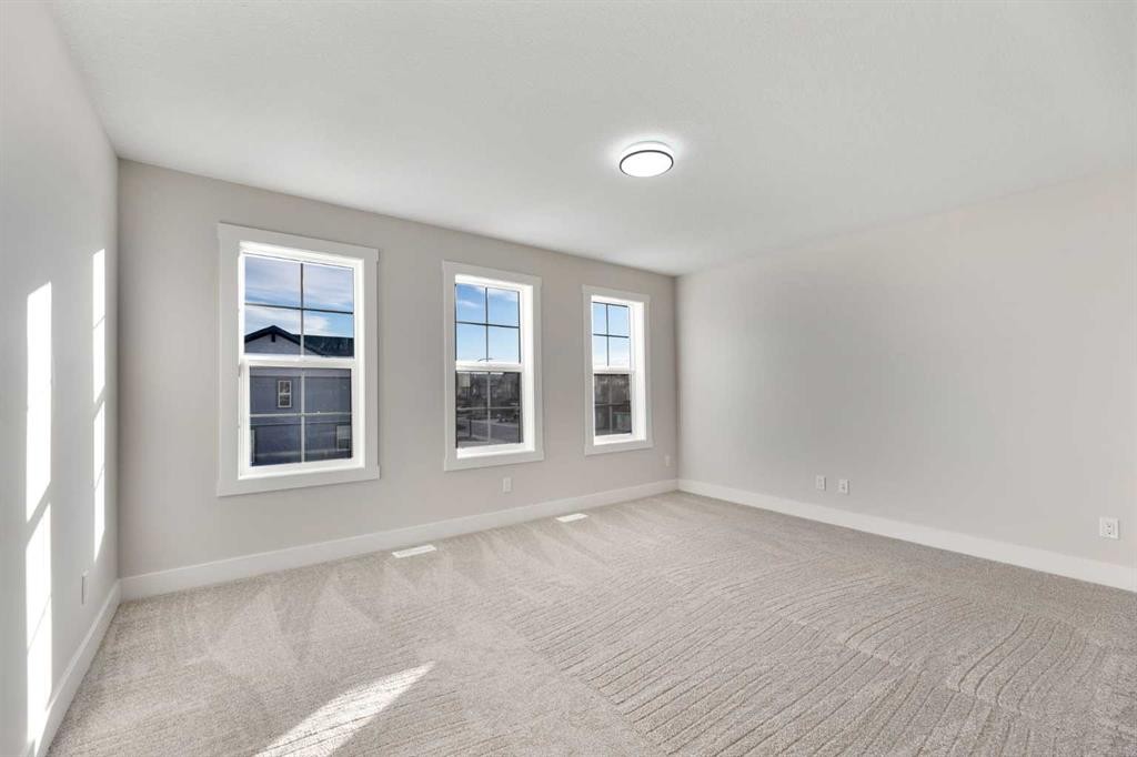 542 Ranch Green, Strathmore, AB - Indoor Photo Showing Other Room