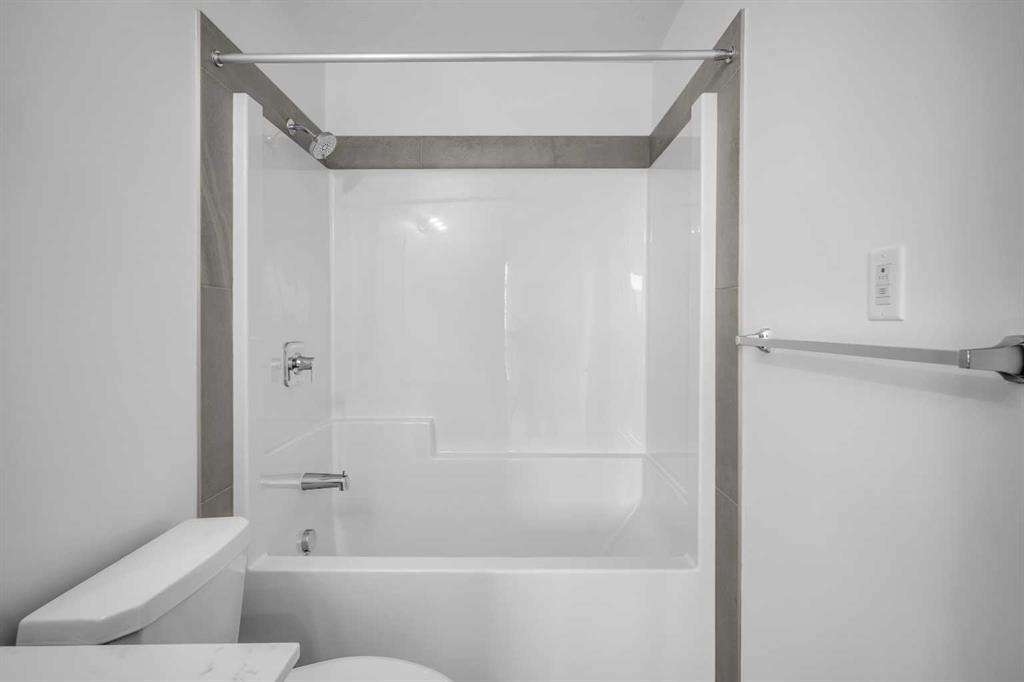 7209-1802 Mahogany Boulevard, Calgary, AB - Indoor Photo Showing Bathroom