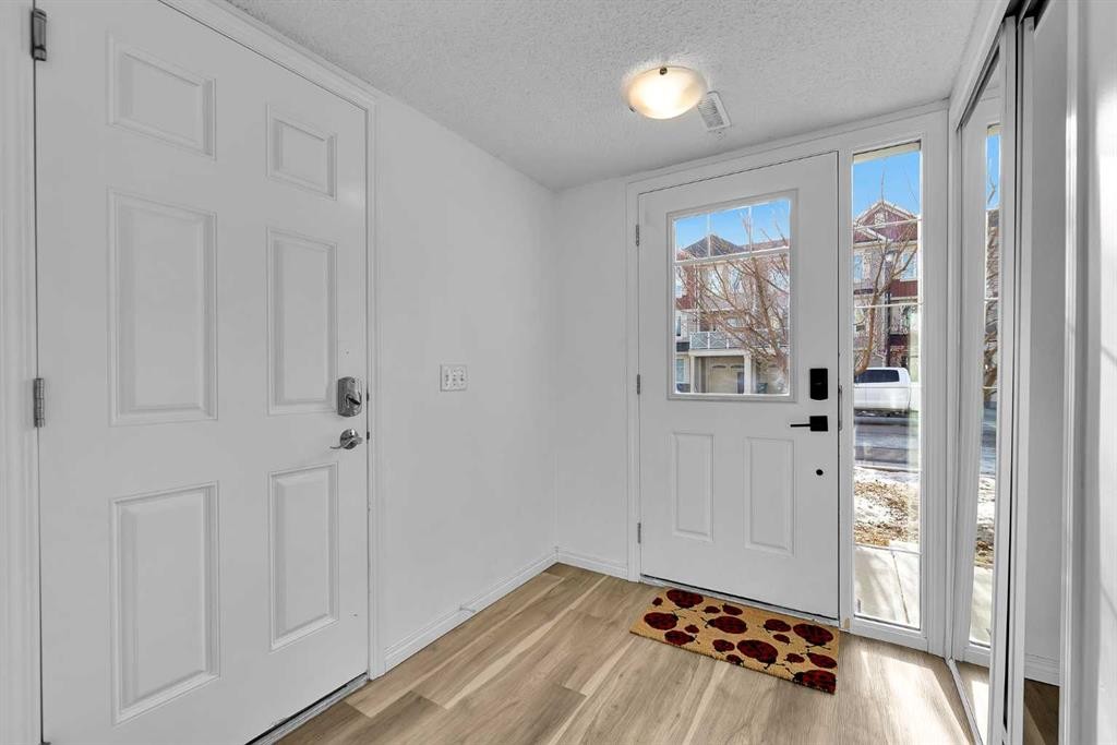 169 Windstone Park Sw, Airdrie, AB - Indoor Photo Showing Other Room