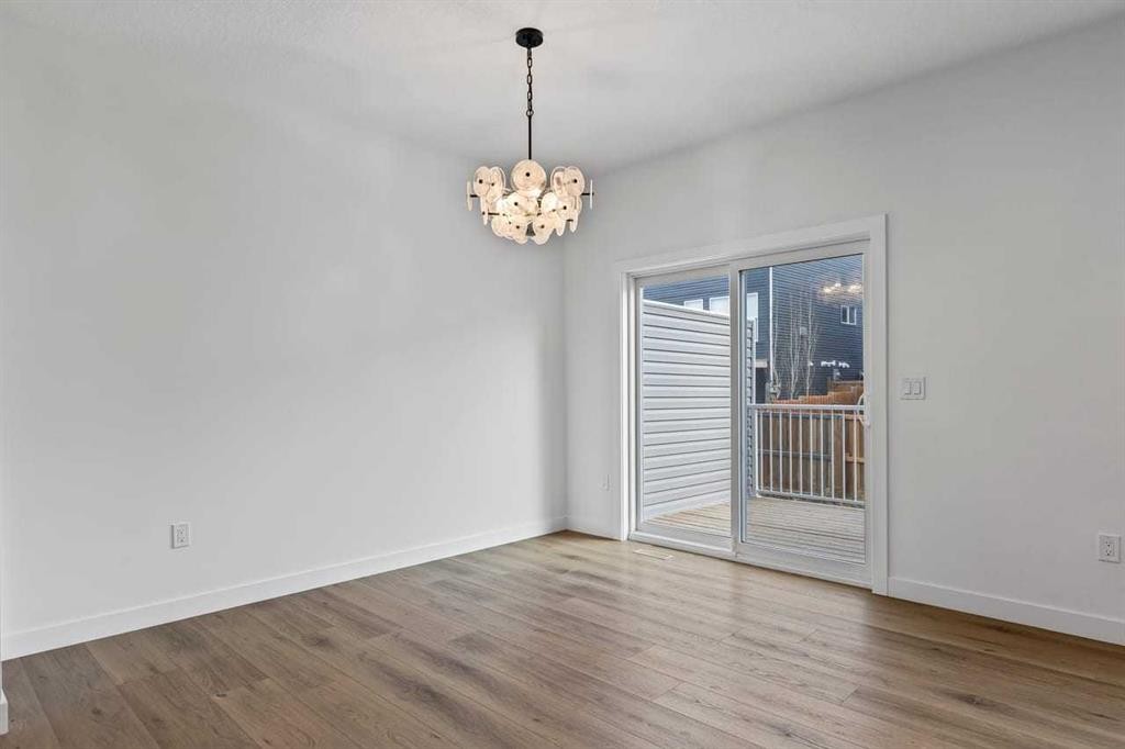 90 Heritage Circle, Cochrane, AB - Indoor Photo Showing Other Room