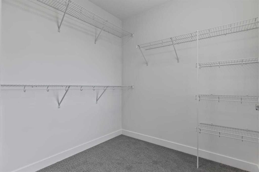 90 Heritage Circle, Cochrane, AB - Indoor With Storage