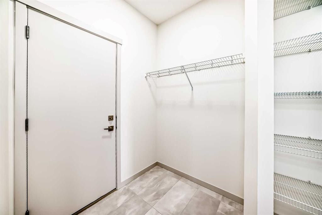 31 Lucas Passage Nw, Calgary, AB - Indoor With Storage