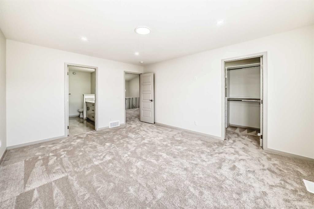 31 Lucas Passage Nw, Calgary, AB - Indoor