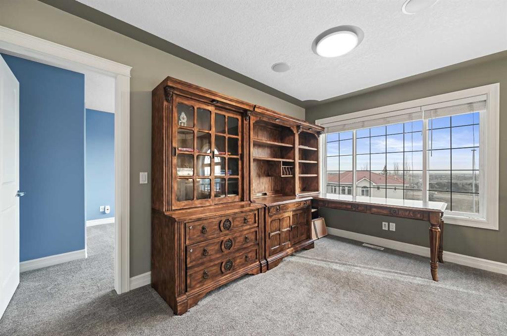 5619 Coach Hill Road Sw, Calgary, AB - Indoor