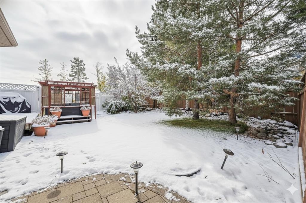 5619 Coach Hill Road Sw, Calgary, AB - Outdoor