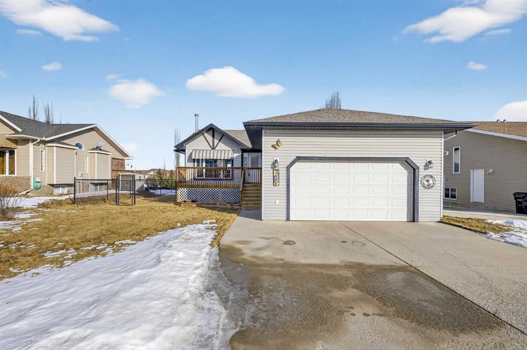 31 Valarosa Drive, Didsbury, AB - Outdoor