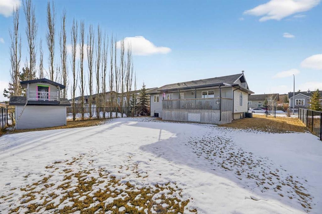 31 Valarosa Drive, Didsbury, AB - Outdoor