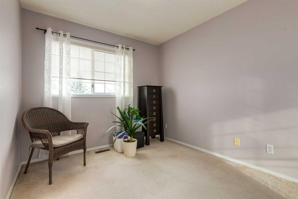 318 Hawkstone Manor Nw, Calgary, AB - Indoor