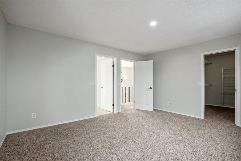 104 Cove Crescent, Chestermere, AB - Indoor Photo Showing Other Room