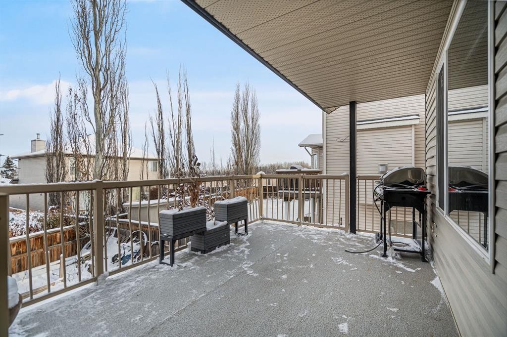 104 Cove Crescent, Chestermere, AB - Outdoor With Exterior