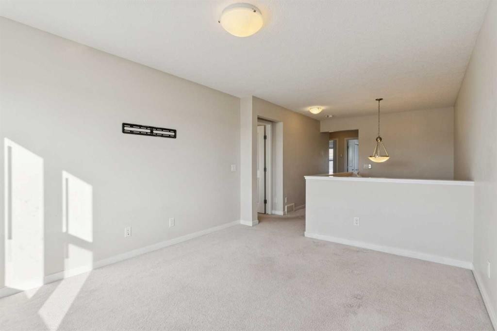 116 Walden Parade Se, Calgary, AB - Indoor Photo Showing Other Room