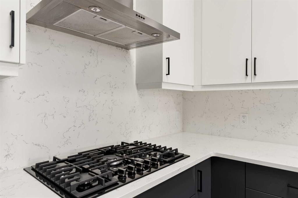 103 Haskayne Drive Nw, Calgary, AB - Indoor Photo Showing Kitchen