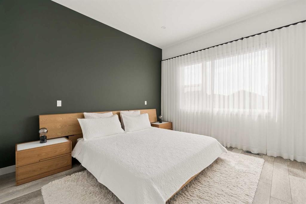 103 Haskayne Drive Nw, Calgary, AB - Indoor Photo Showing Bedroom