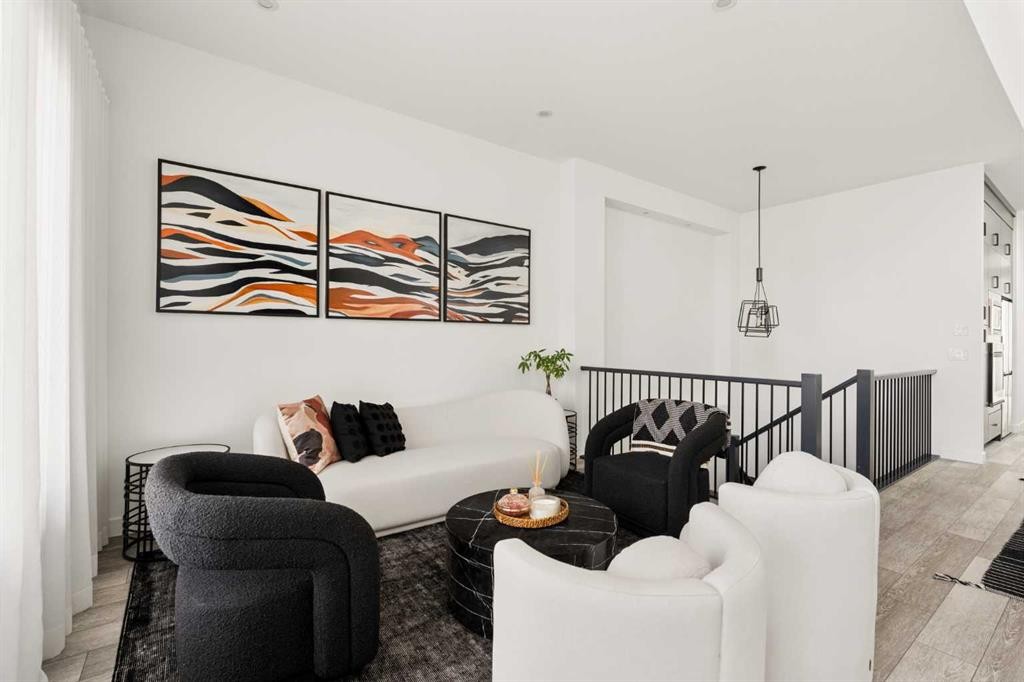 103 Haskayne Drive Nw, Calgary, AB - Indoor