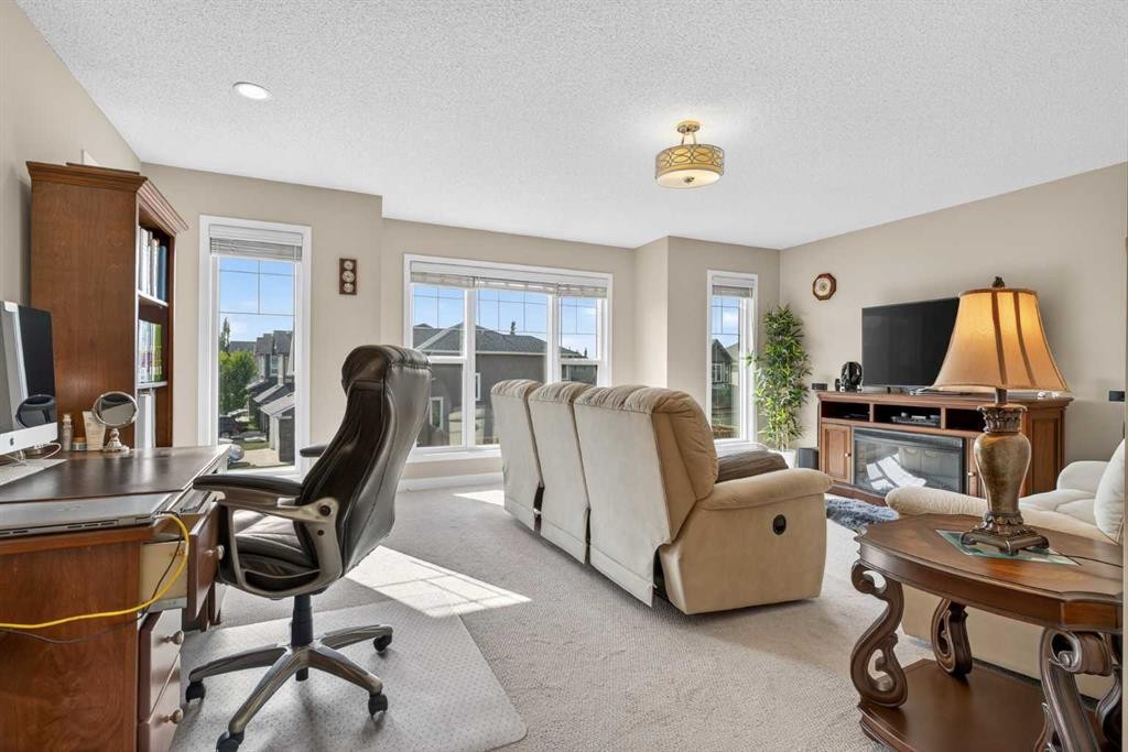 2075 Brightoncrest Common Se, Calgary, AB - Indoor Photo Showing Office