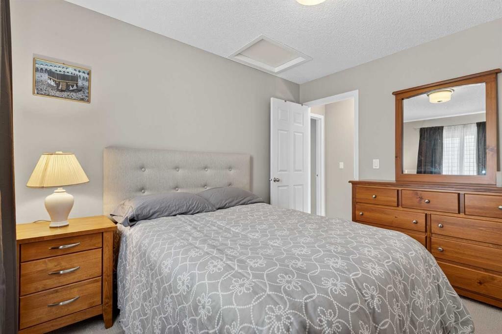 2075 Brightoncrest Common Se, Calgary, AB - Indoor Photo Showing Bedroom