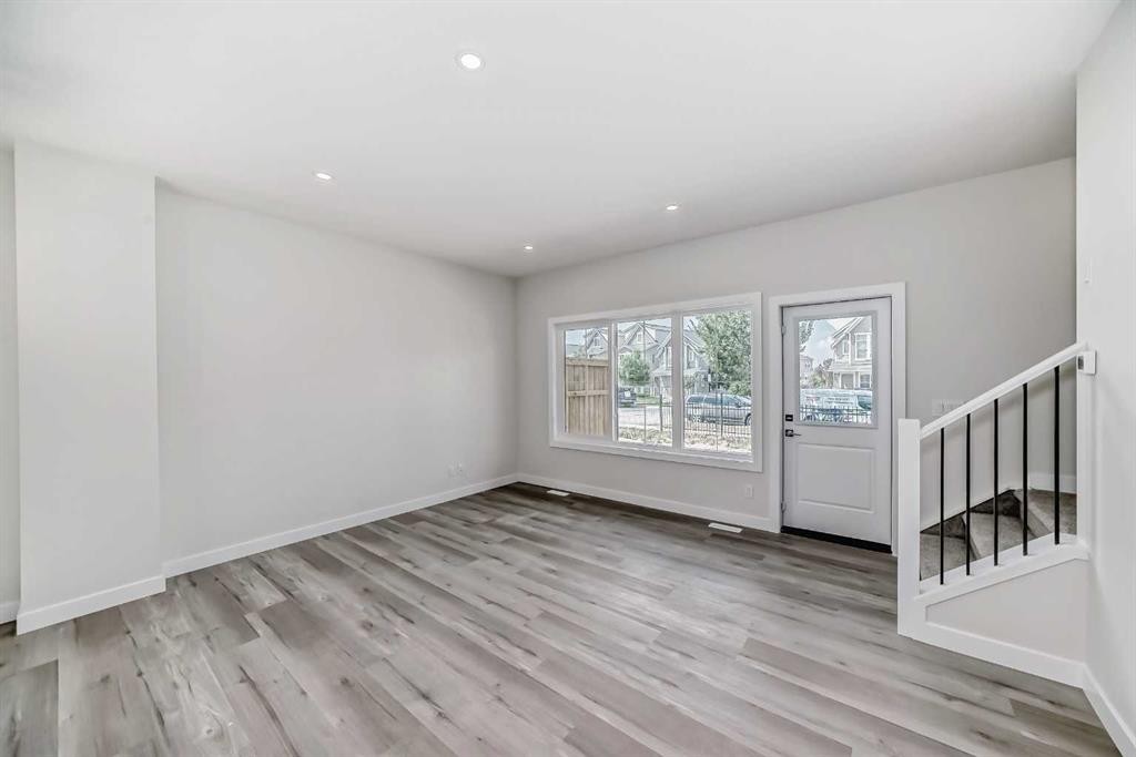 72-351 Monteith Drive Se, High River, AB - Indoor Photo Showing Other Room