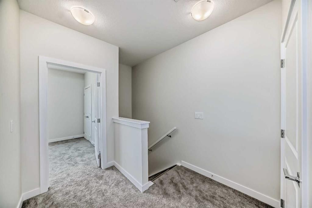 72-351 Monteith Drive Se, High River, AB - Indoor Photo Showing Other Room