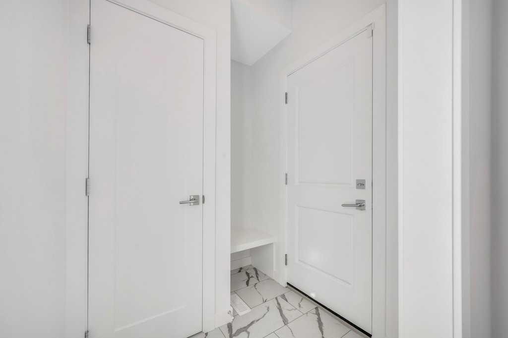 293 Dawson Way, Chestermere, AB - Indoor Photo Showing Other Room