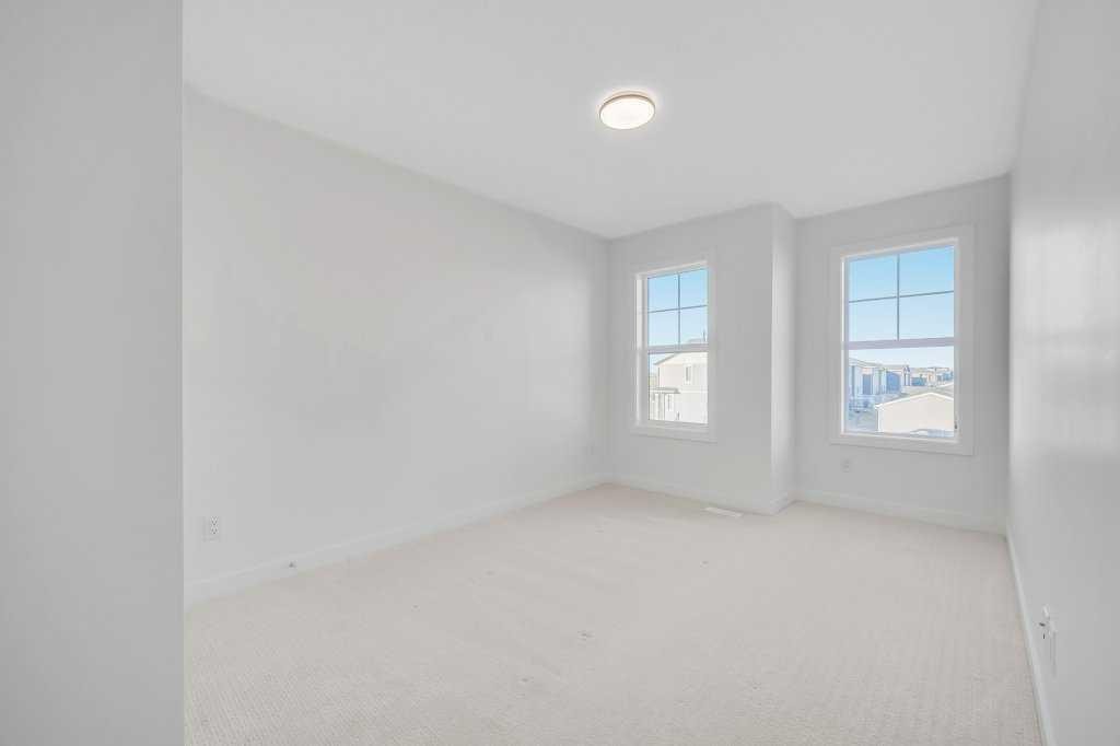 293 Dawson Way, Chestermere, AB - Indoor Photo Showing Other Room