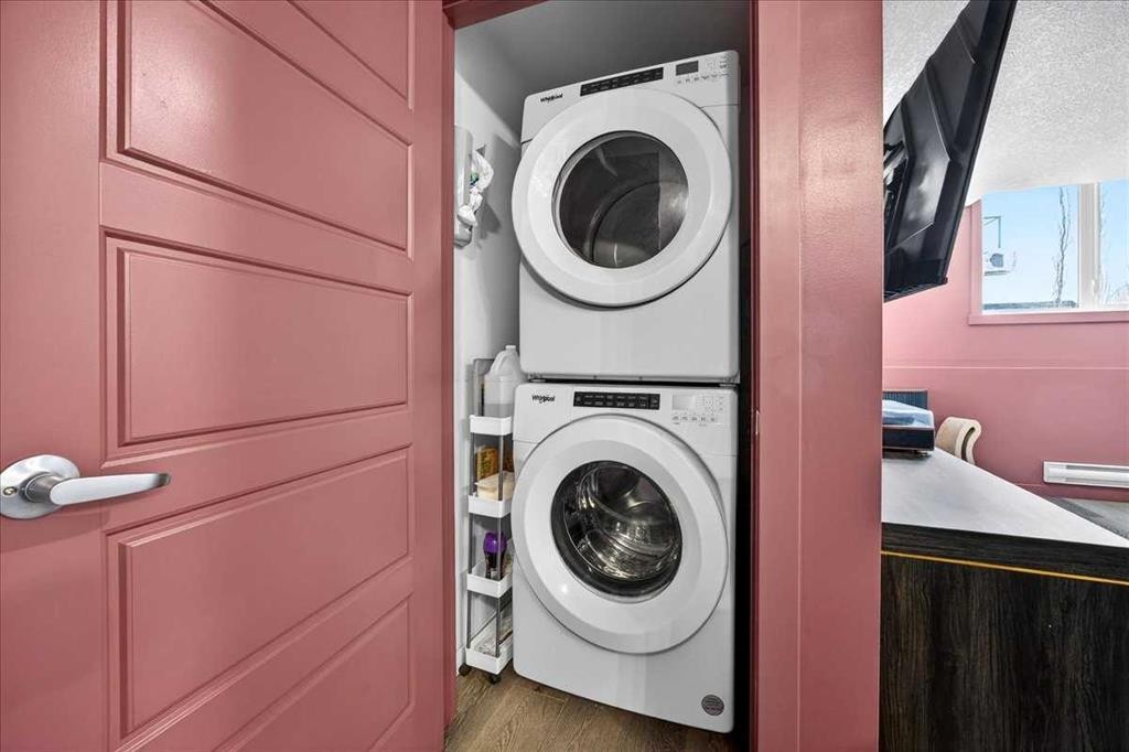 216-474 Seton Circle Se, Calgary, AB - Indoor Photo Showing Laundry Room
