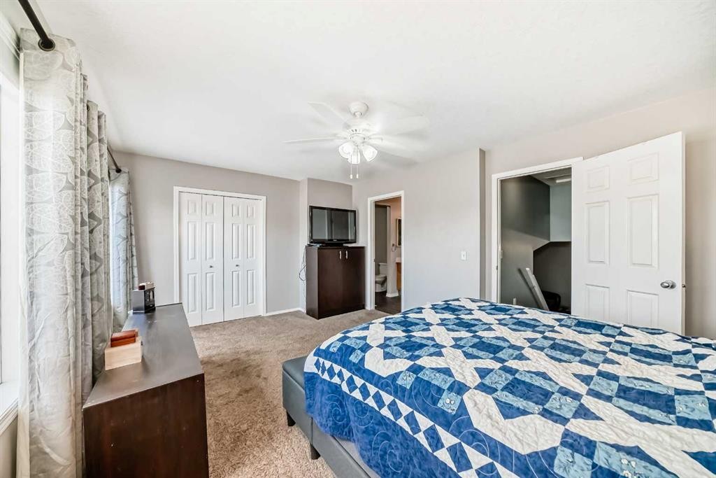 26 Copperfield View Se, Calgary, AB - Indoor Photo Showing Bedroom