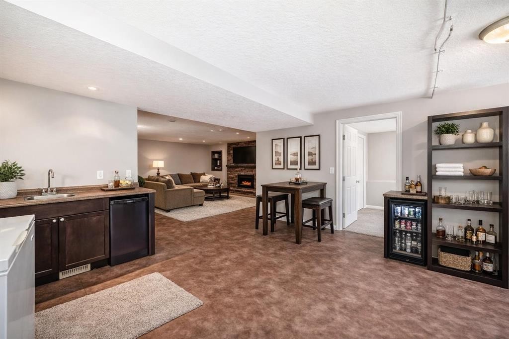 26 Copperfield View Se, Calgary, AB - Indoor