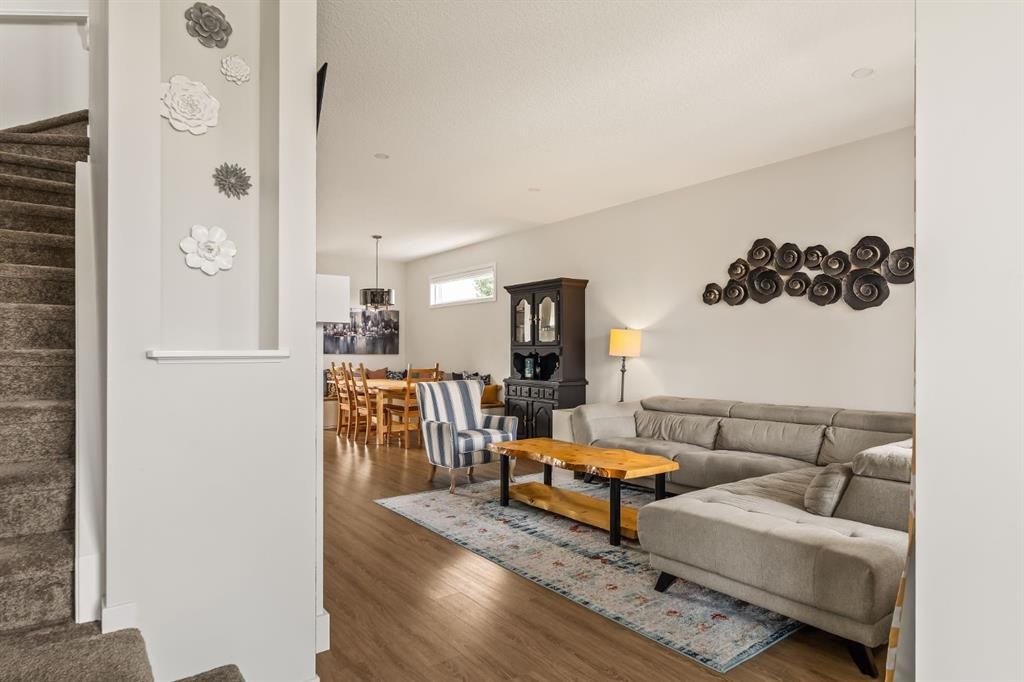 63 Seton Gardens Se, Calgary, AB - Indoor Photo Showing Other Room