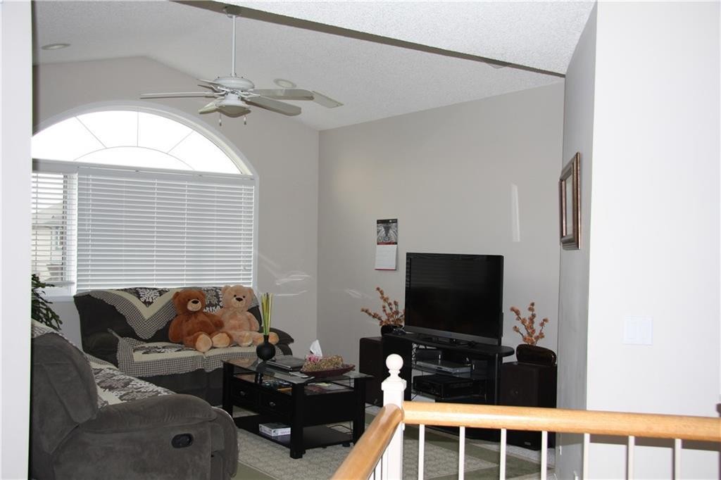 805 Panorama Hills Drive Nw, Calgary, AB - Indoor