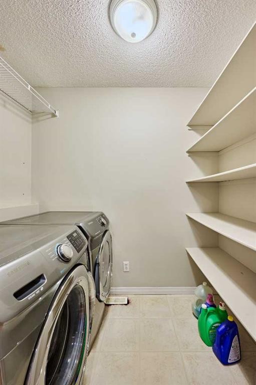 805 Panorama Hills Drive Nw, Calgary, AB - Indoor Photo Showing Laundry Room