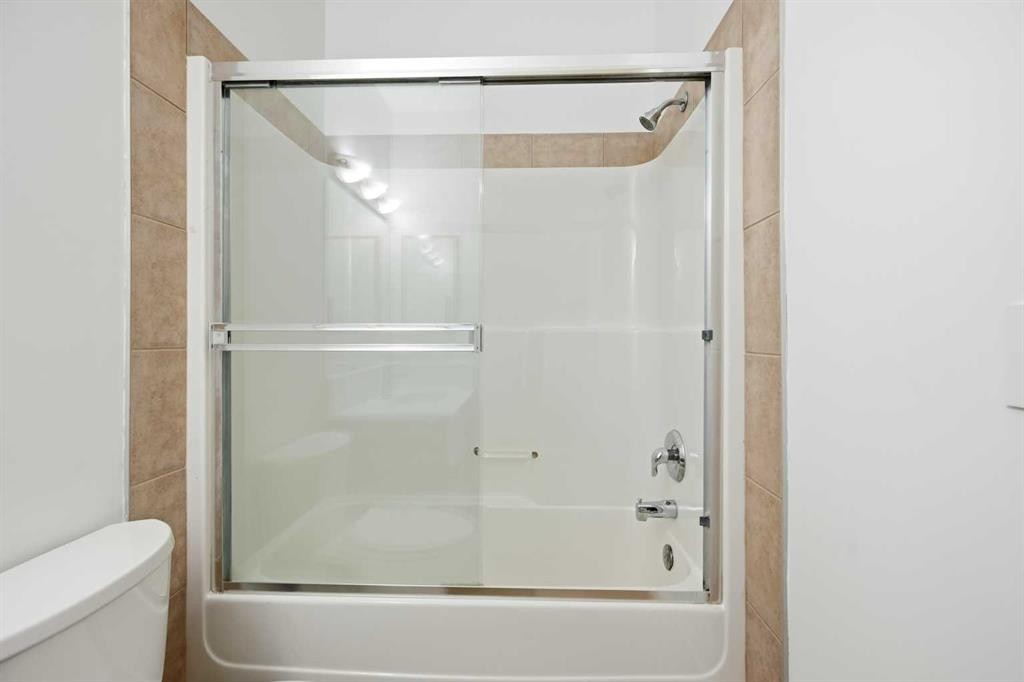 81 Saddlemont Road Ne, Calgary, AB - Indoor Photo Showing Bathroom