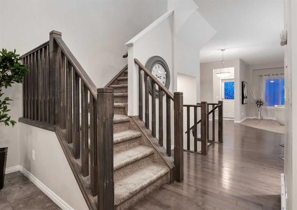 63 Panton Way Nw, Calgary, AB - Indoor Photo Showing Other Room