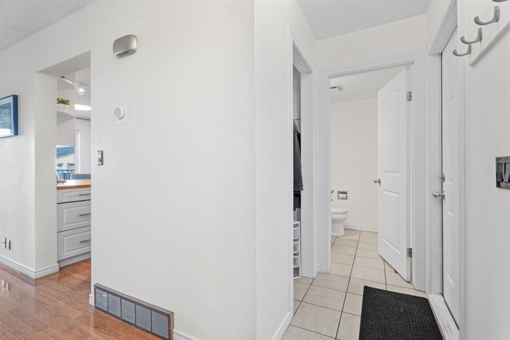 164 Beddington Circle Ne, Calgary, AB - Indoor Photo Showing Other Room