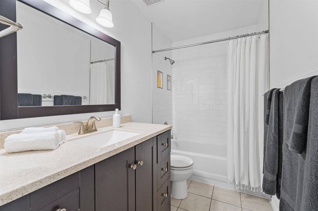 164 Beddington Circle Ne, Calgary, AB - Indoor Photo Showing Bathroom