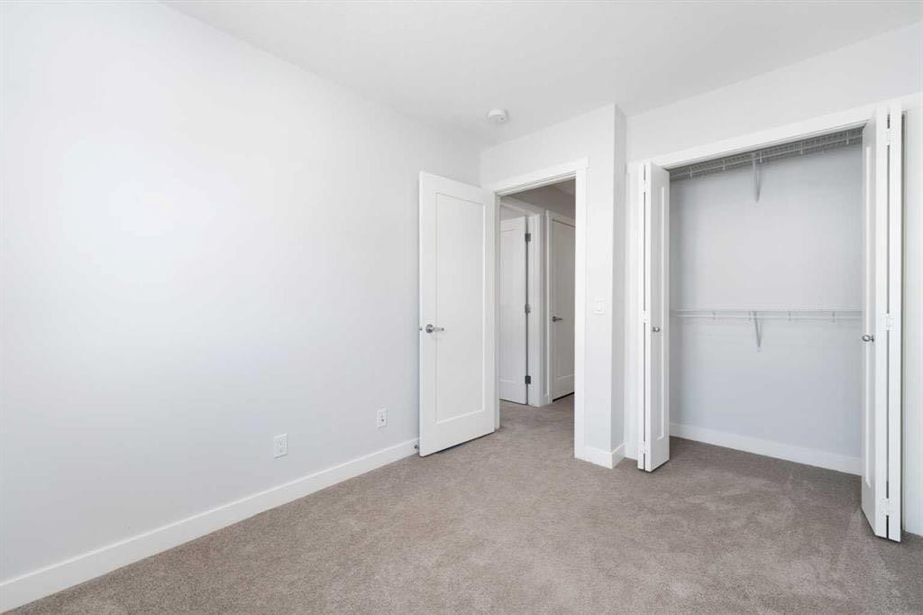 62 Walden Lane Se, Calgary, AB - Indoor Photo Showing Other Room