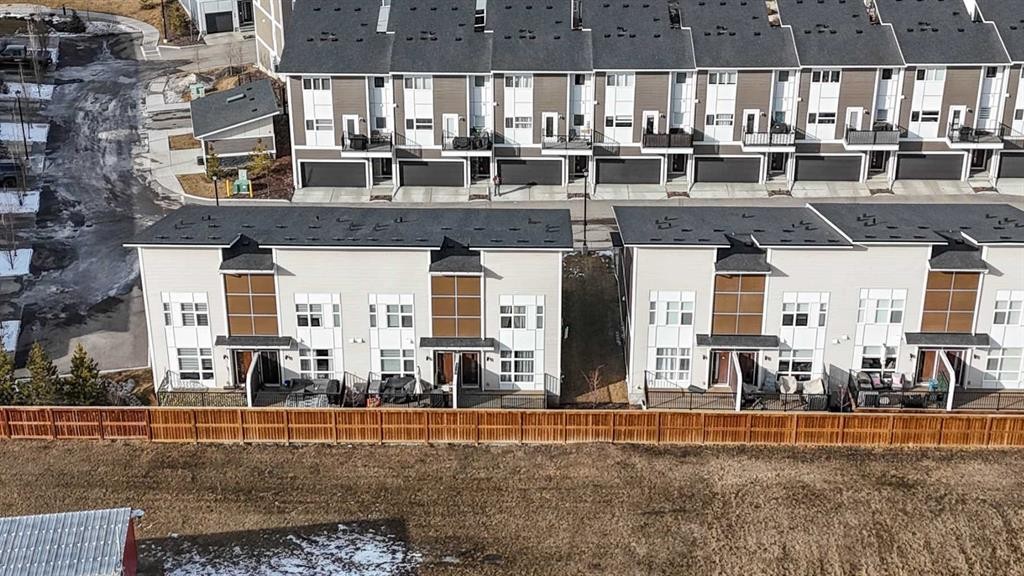 62 Walden Lane Se, Calgary, AB -