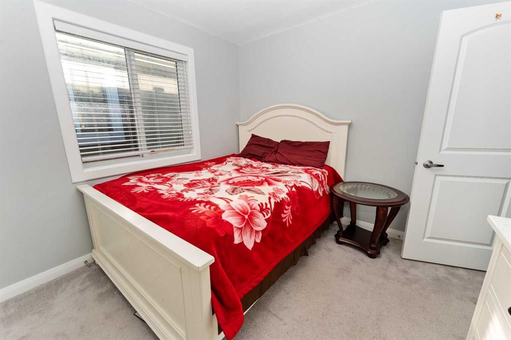 73 Redstone Link Ne, Calgary, AB - Indoor Photo Showing Bedroom