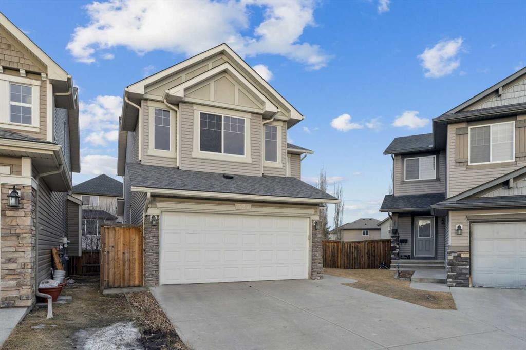 327 Panamount Point Nw, Calgary, AB - Outdoor With Facade
