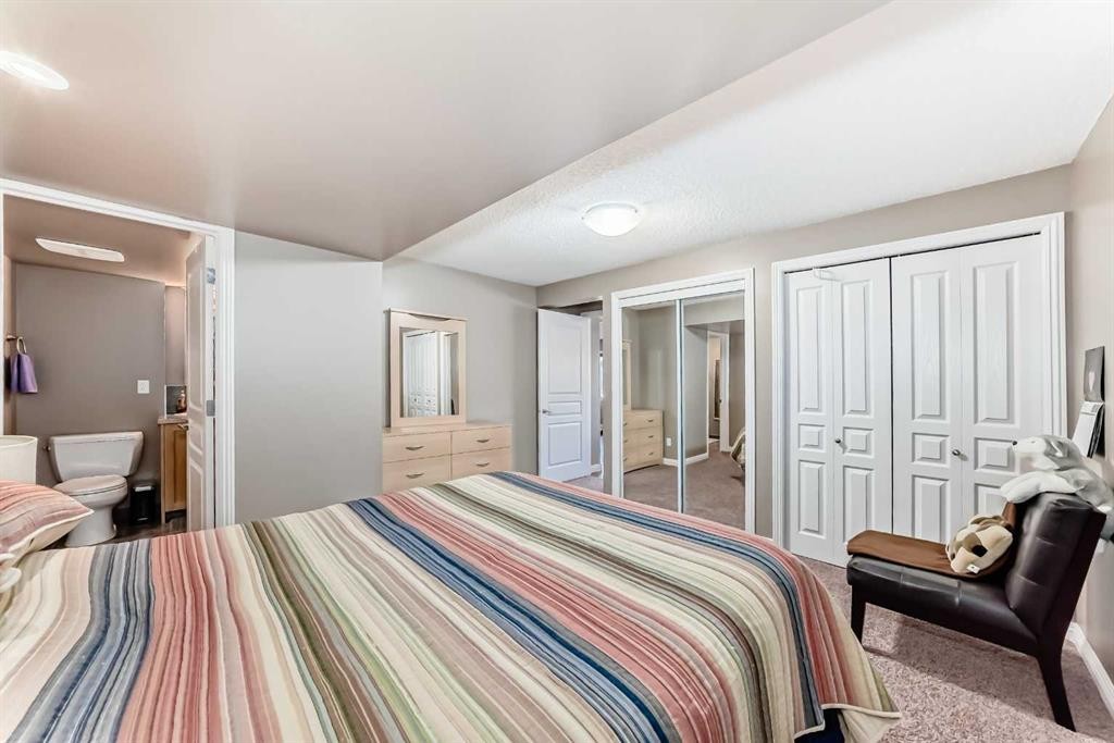 172 Seagreen Way, Chestermere, AB - Indoor Photo Showing Bedroom