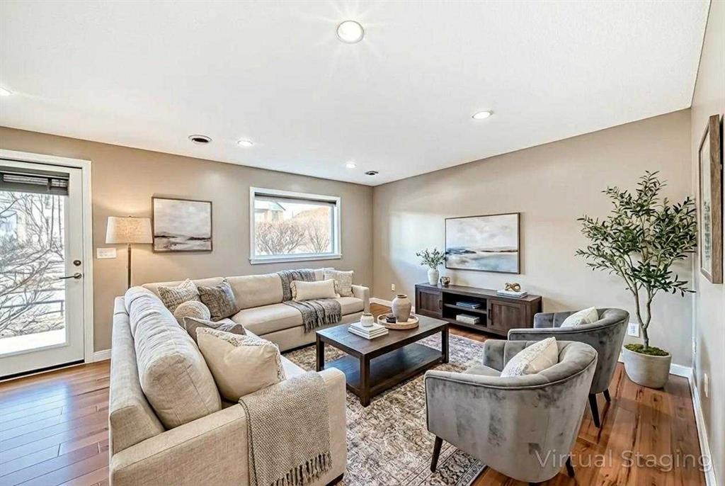 172 Seagreen Way, Chestermere, AB - Indoor Photo Showing Living Room