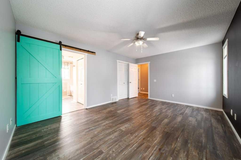 6 Lansing Close, Spruce Grove, AB - Indoor Photo Showing Other Room