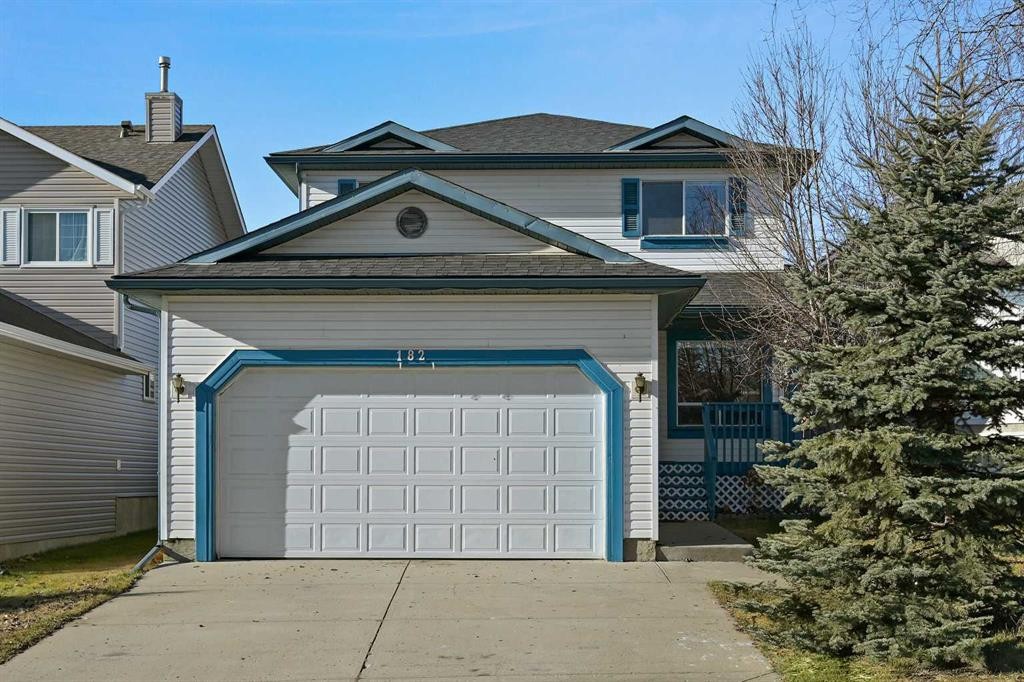 182 Coventry Close Ne, Calgary, AB - Outdoor