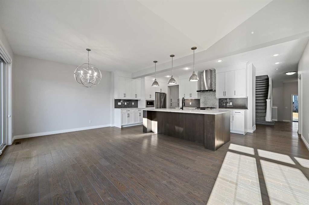 193 Evansridge View Nw, Calgary, AB - Indoor Photo Showing Kitchen With Upgraded Kitchen