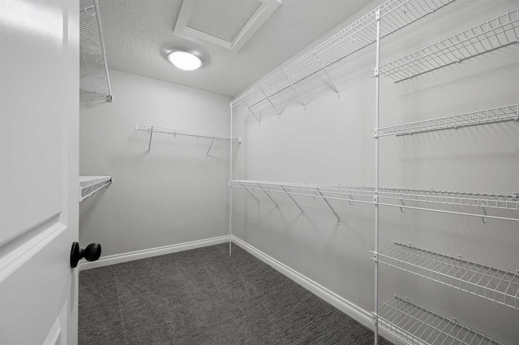 193 Evansridge View Nw, Calgary, AB - Indoor With Storage