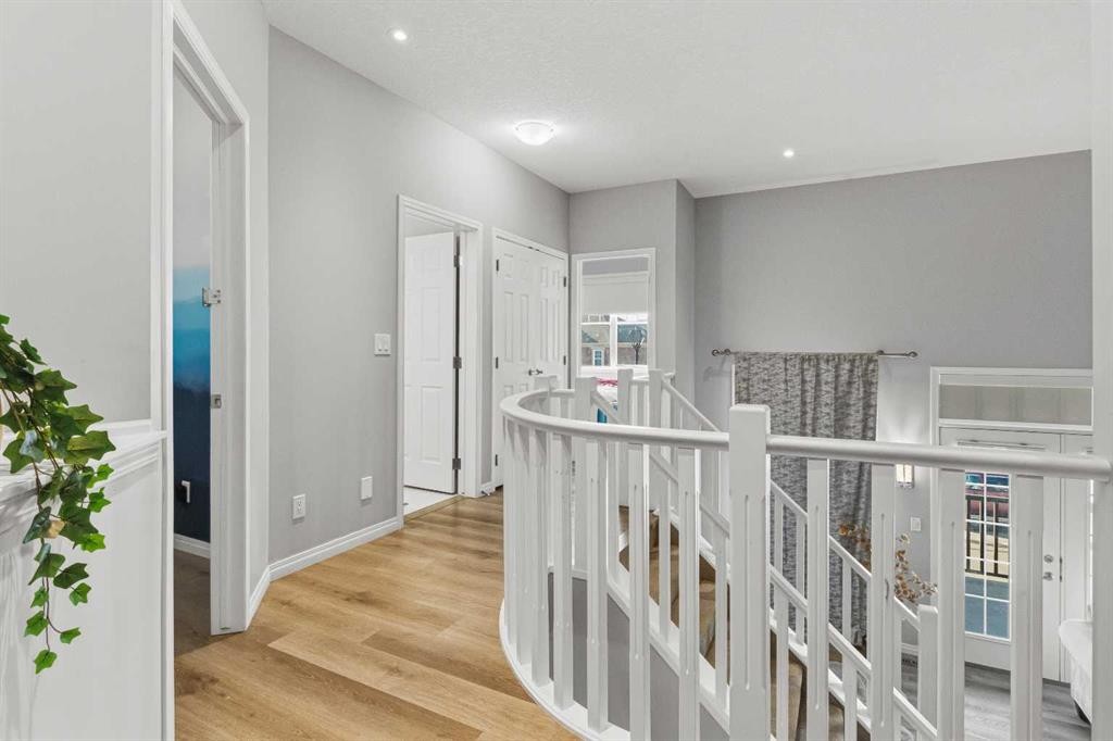 237 Windrow Crescent Sw, Airdrie, AB - Indoor Photo Showing Other Room