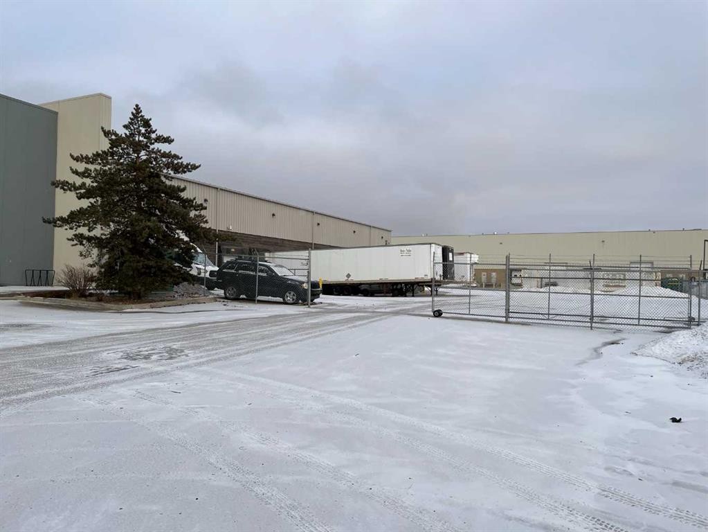 10900 46 Street Se, Calgary, AB