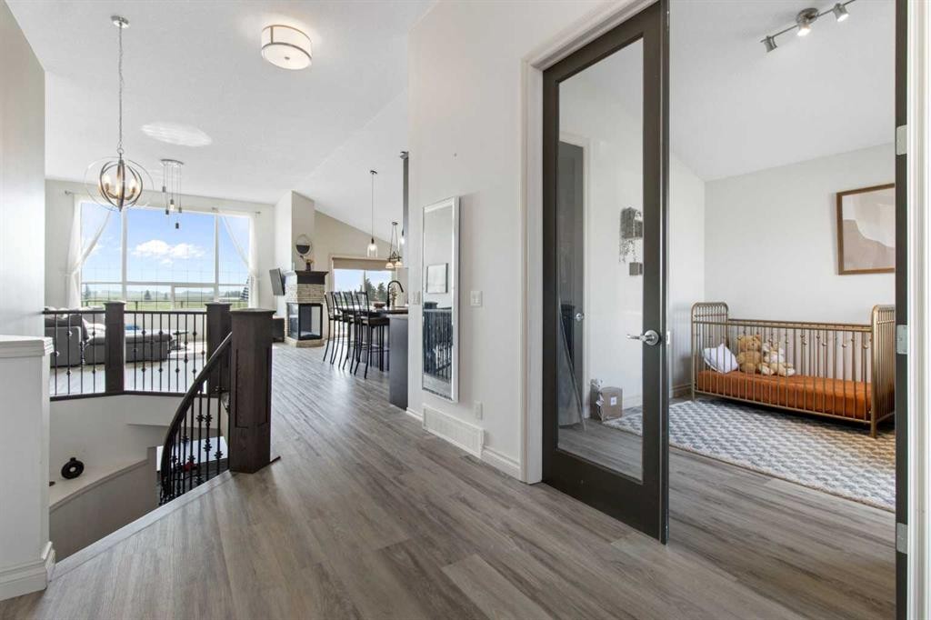 11 Muirfield Close, Lyalta, AB - Indoor Photo Showing Other Room