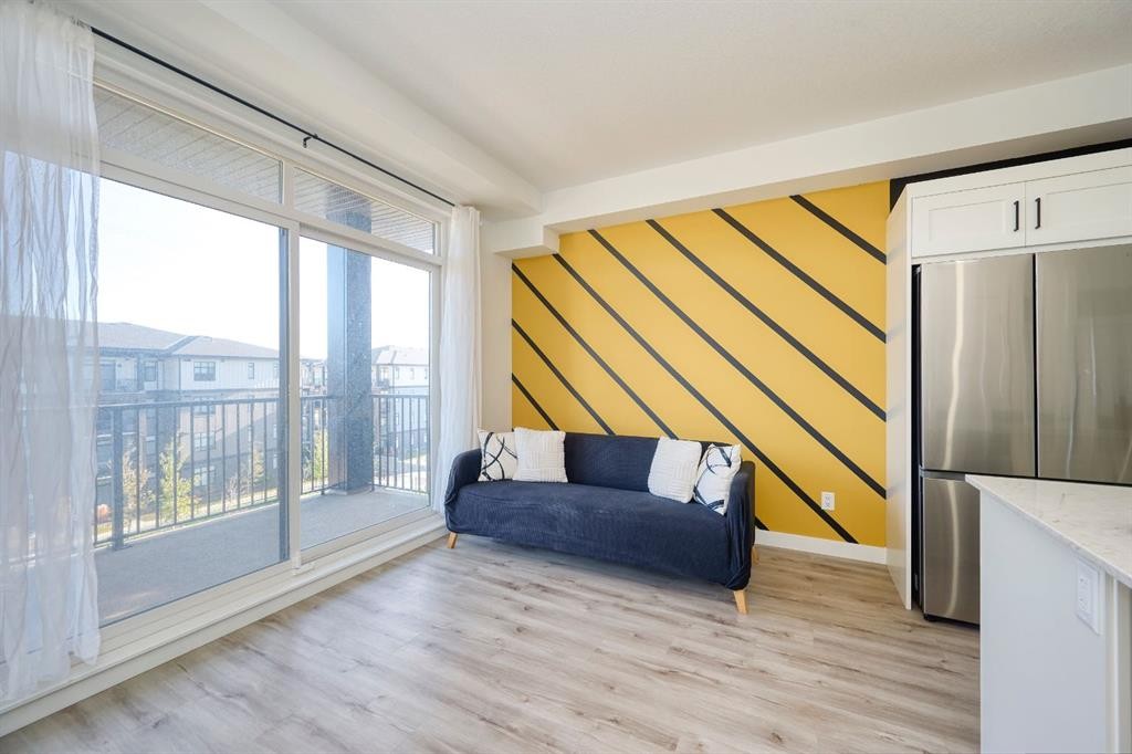 3409-200 Seton Circle Se, Calgary, AB - Indoor